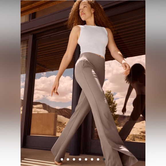 Athleta Venice Flare Pant Pyrite Tan Taupe Slit Ankle Size XL - Picture 4 of 12